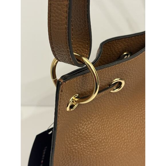 Tommy Hilfiger Brown Faux Leather Bucket Drawstring Crossbody Bag Purse NWT - Picture 3 of 11